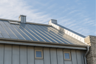 metal-roof-1365x909